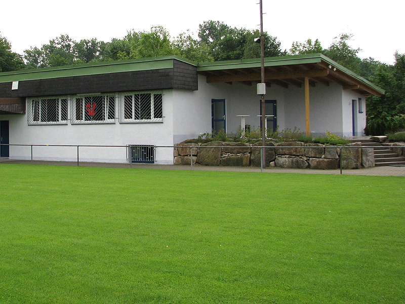 Der Sportplatz Leiberstung mit dem Vereinsheim